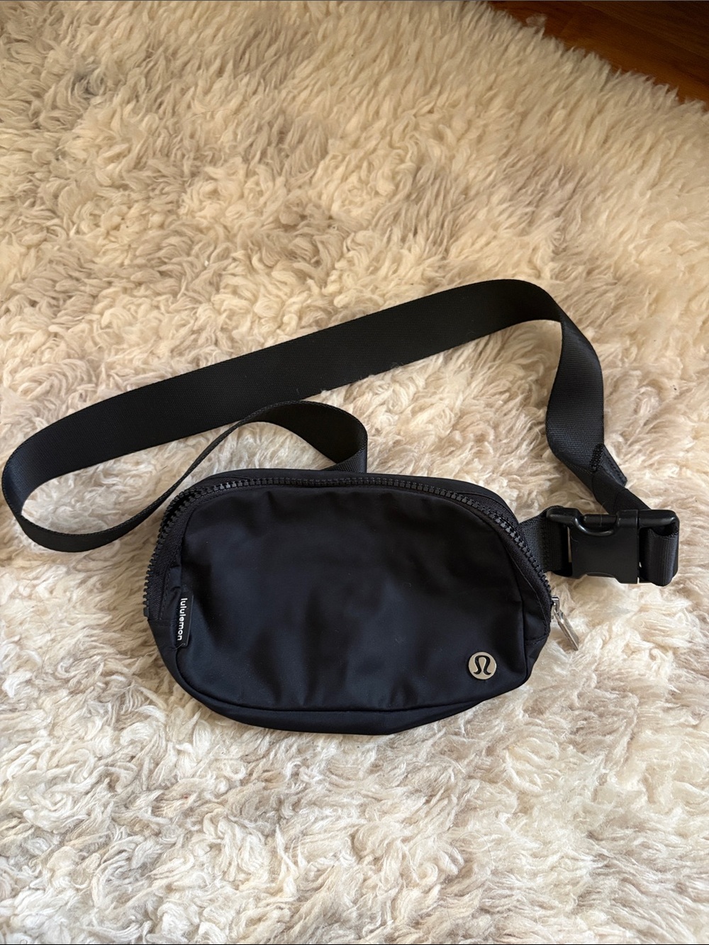 lululemon athletica Black  Belt Bag